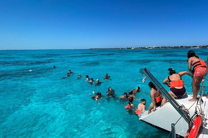 Isla Mujeres Catamaran